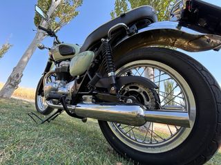 KAWASAKI W650
