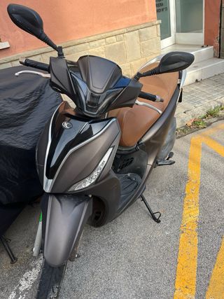 Kymco People S 125i Scooter