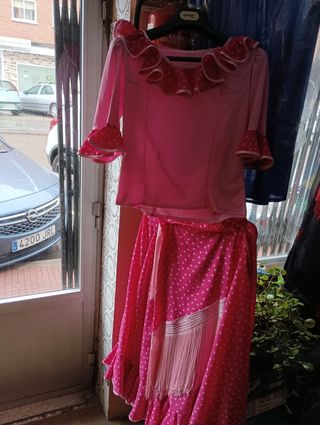 Traje Flamenca Lunares Negro y Blanco