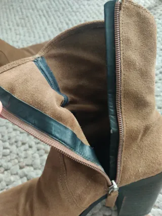 Botín cowboy ante marrón