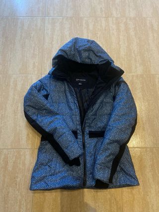 Traje de esquí: 2 Chaquetas y Pantalón.