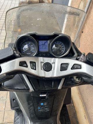 Kawasaki J125 Maxiscooter Automática