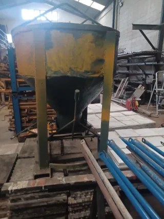 Cuba Hormigon JCB Grúas Torres