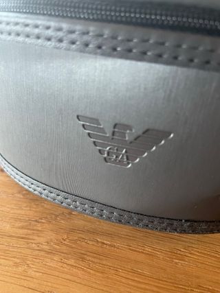 Custodia occhiali Emporio Armani colore grigio