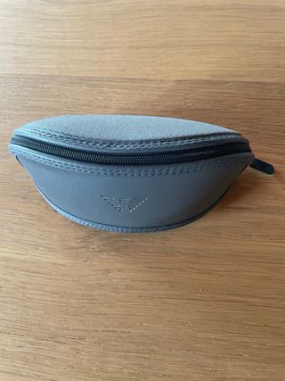 Custodia occhiali Emporio Armani colore grigio