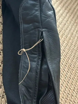 Traje de moto de cuero Talla 38. Mujer