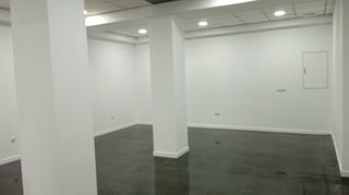 Local comercial en alquiler en Gran Vía en Valencia