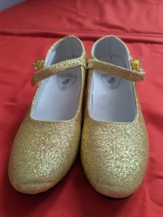 Vestido de Comunión Blanco y Dorado.