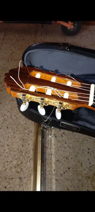 Guitarra Artesana Amalio Burguet 2F