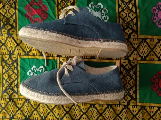 Zapatos Toni Pons azules verano