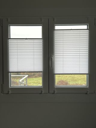 Persiane in tessuto pieghettato bianche