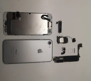 Despiece iPhone 7 Plata