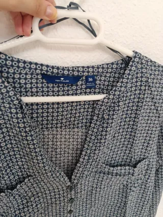 Blusa Tom Tailor azul y beige talla 36