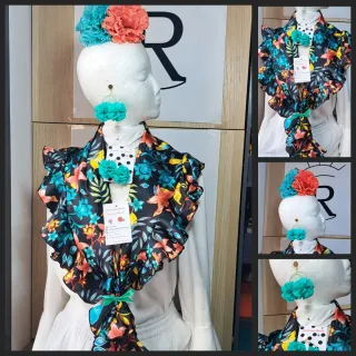 Mantoncillo rociero con volante