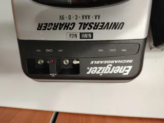 Caricabatterie Universale Energizer NiMH NiCd