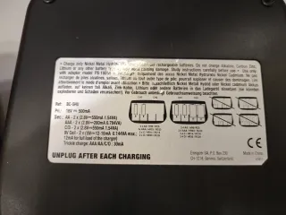 Caricabatterie Universale Energizer NiMH NiCd