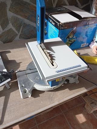 Sierra Circular de Mesa FOX Casi Nueva