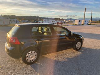 Vendo Volkswagen Golf gasolina, bien cuidado