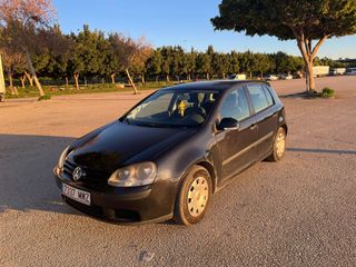 Vendo Volkswagen Golf gasolina, bien cuidado
