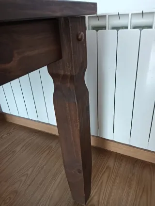 Mesa de comedor con 4 sillas