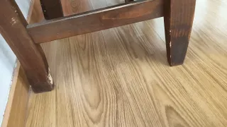 Mesa de comedor con 4 sillas