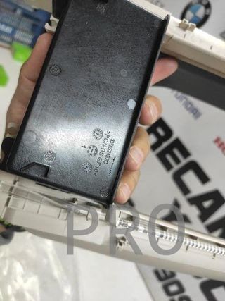 Reposabrazos  ORIGINAL MERCEDES W205 NUEVO