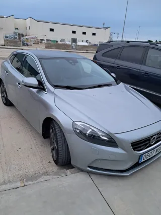 Volvo V40 2013