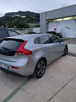 Volvo V40 2013