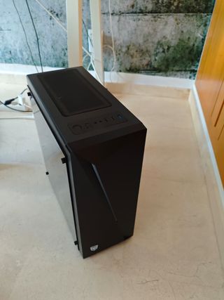 Ordenador Gaming con Teclado NewSkill