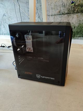 Ordenador Gaming con Teclado NewSkill