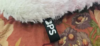 Cuccia morbida per animali arcobaleno