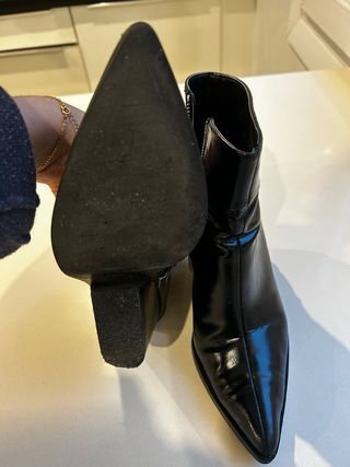 Botines Zara Negros Tacón Punta