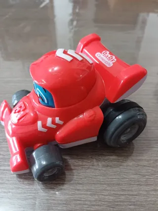 Macchina da corsa rossa Clementoni