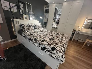 Cabezal de cama IKEA BRIMNES en caja