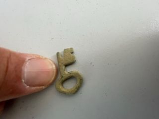 Llave antigua rara pequeña