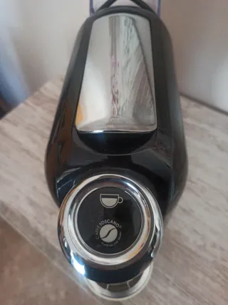 Cafetera Cápsulas Negra - Usada 1 vez