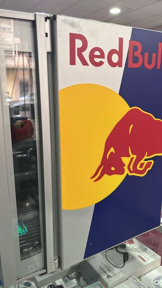 Nevera Red Bull