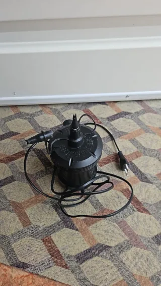 Inflador eléctrico negro