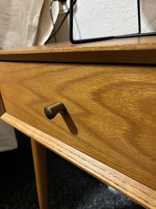 Juego 2 mesitas de noche madera