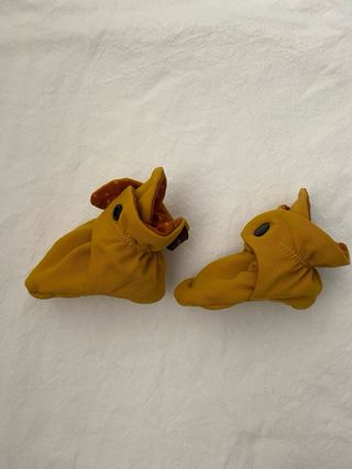 Patuquitos bebé mostaza