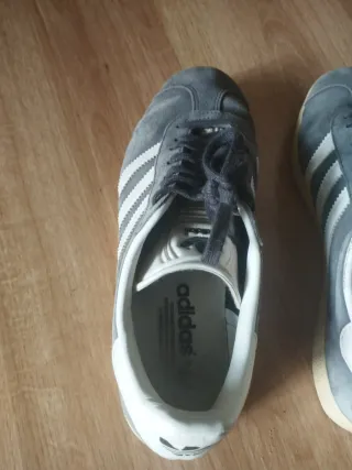 Zapatillas Adidas Gazelle (41.5)