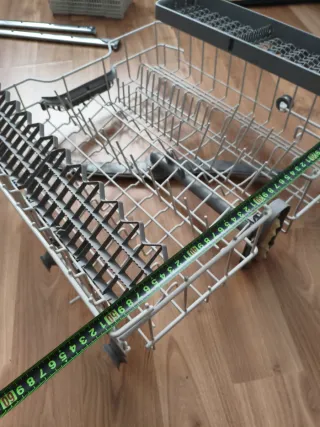 Bandeja superior lavavajillas en buen estado