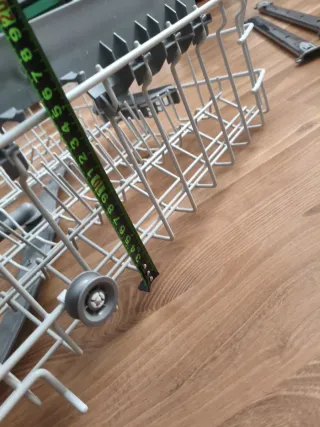 Bandeja superior lavavajillas en buen estado