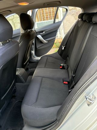 BMW Serie 1 116i 2011 136cv Etiqueta C