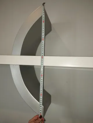 Balda flotante de diseño