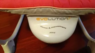 Mecedora para bebé con música y vibración