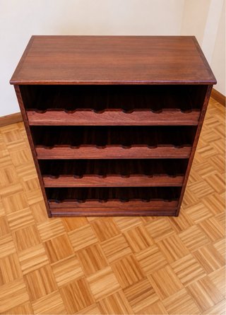 Mueble botellero de madera