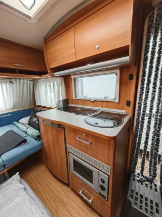 Caravana Knaus 400 LK 2012