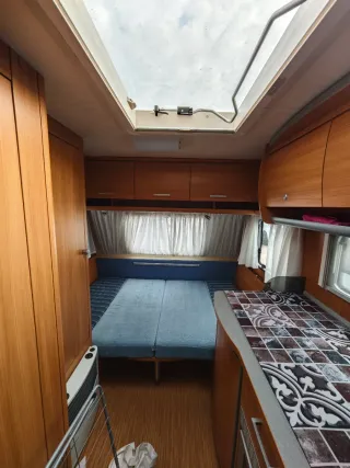 Caravana Knaus 400 LK 2012