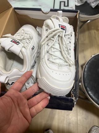 Zapatillas Fila Blancas - Un solo uso